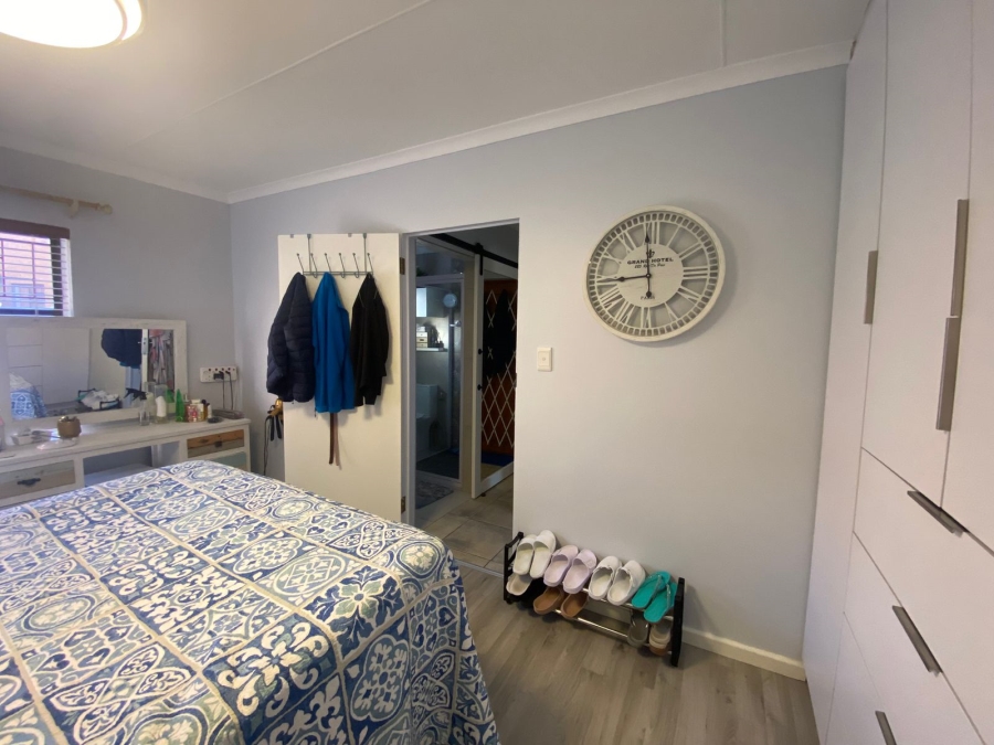 3 Bedroom Property for Sale in Menkenkop Western Cape